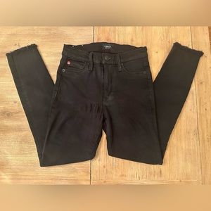 Hudson jeans, Ankle length, frayed skinny jean, black denim, size 25, stretchy